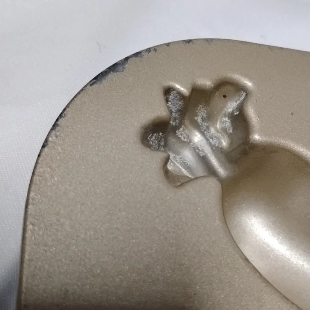NordicWare Garden Patch Cakelet Pan